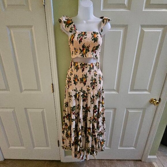Significant Other Lily Printed Cropped Top & Maxi Skirt Set Size US 4 - Picture 3 of 11
